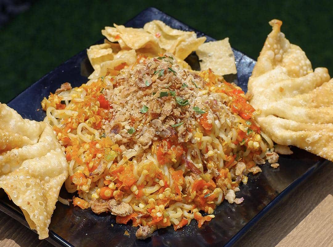 Mie Suit